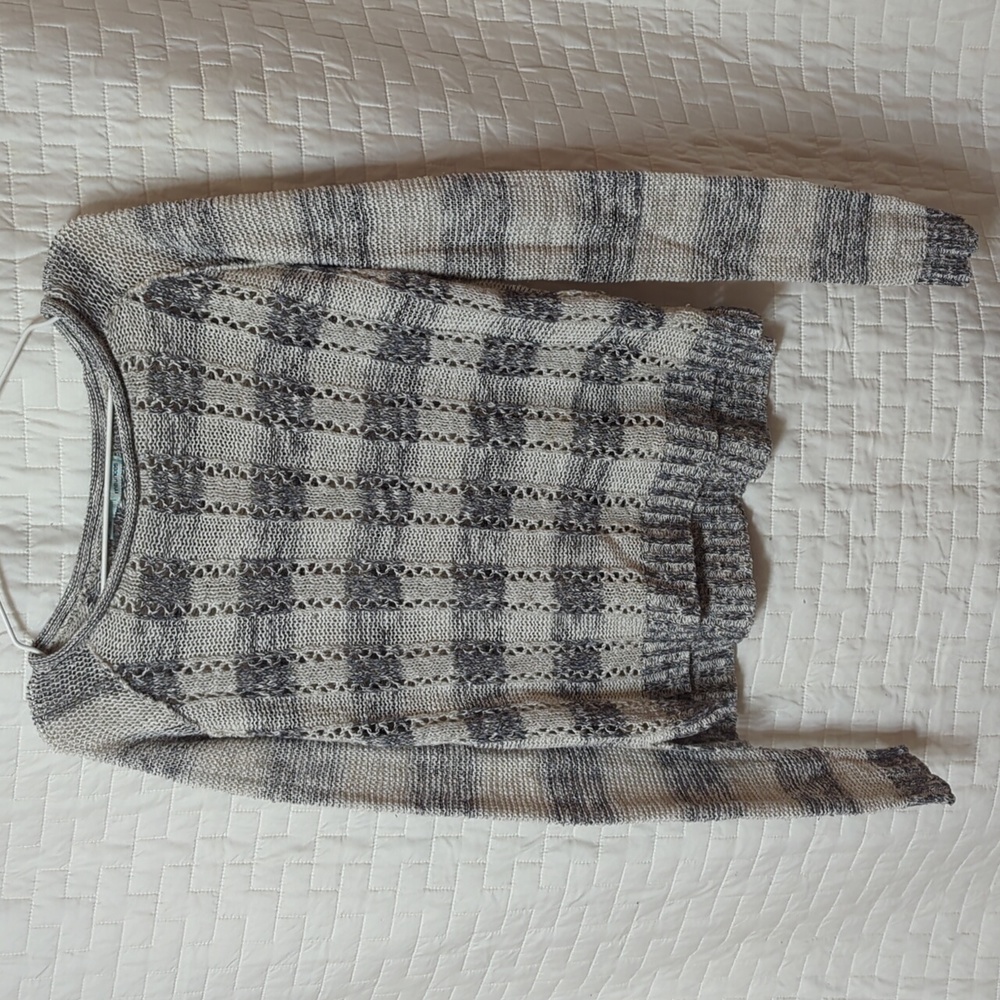 Maurices Lightweight Medium Sweater